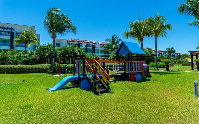 Alta Plaza playground