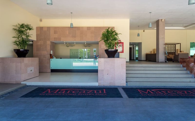 Mareazul lobby