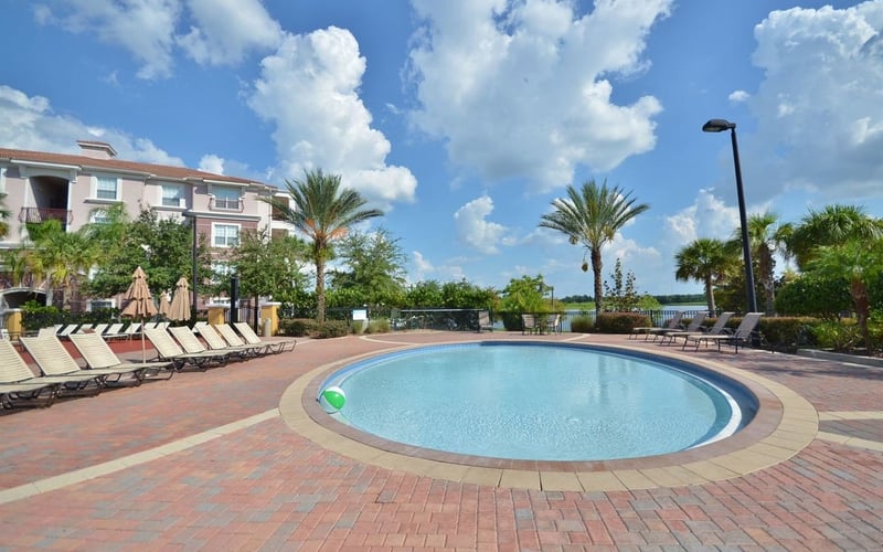 Vista Cay Resort pool 8