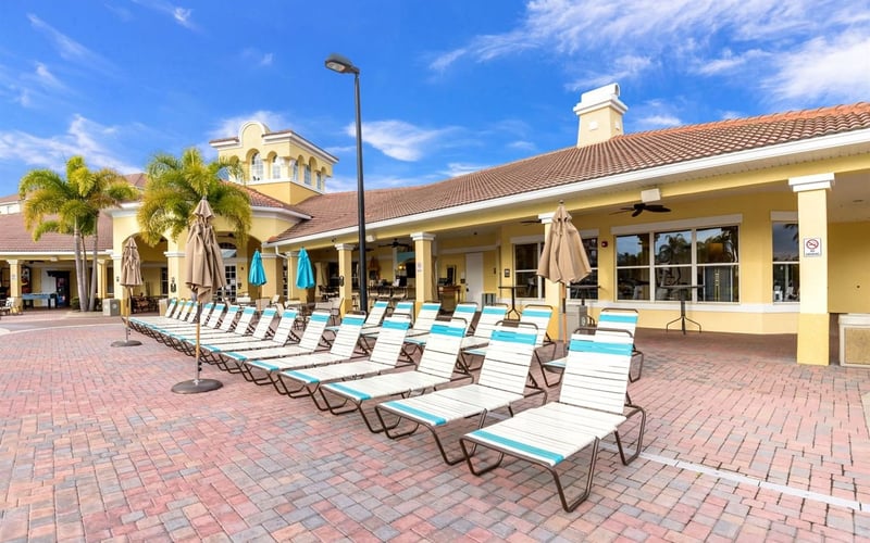 Vista Cay Resort poolside chairs